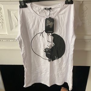 Ying yang cat T-shirt